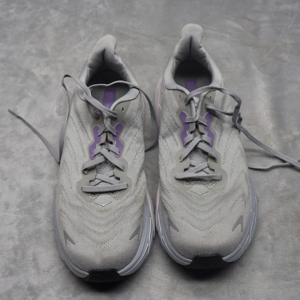 Hoka‎ Women 10.5D Wide Athletic Shoes Grey Arahi 6 Lightweight Running Chunky